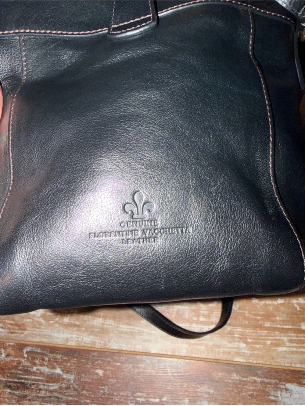 Dooney & Bourke Florentine Leather Sadie Feed Bag - Picture 7 of 9